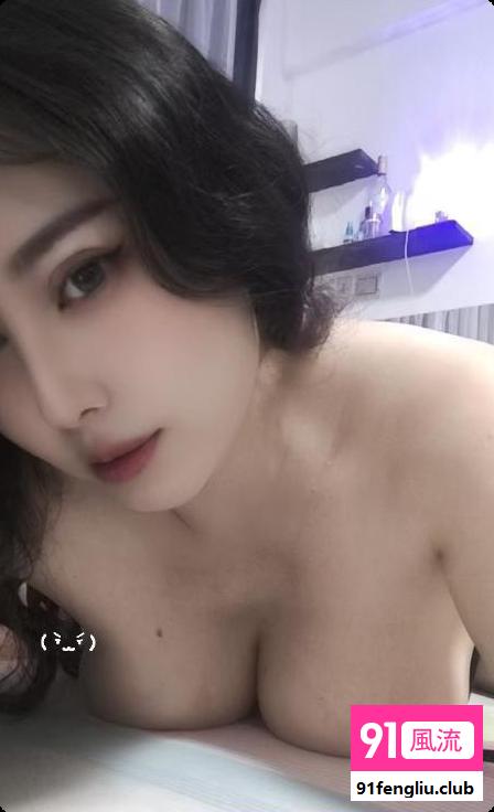 巨乳莉莉
